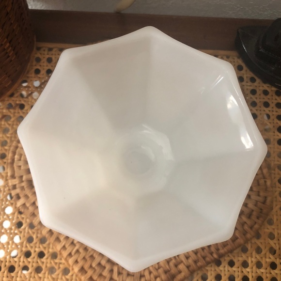 1970s Anchor Hocking Harvest Grape White Milk Glass Compote Vintage - Picture 4 of 9